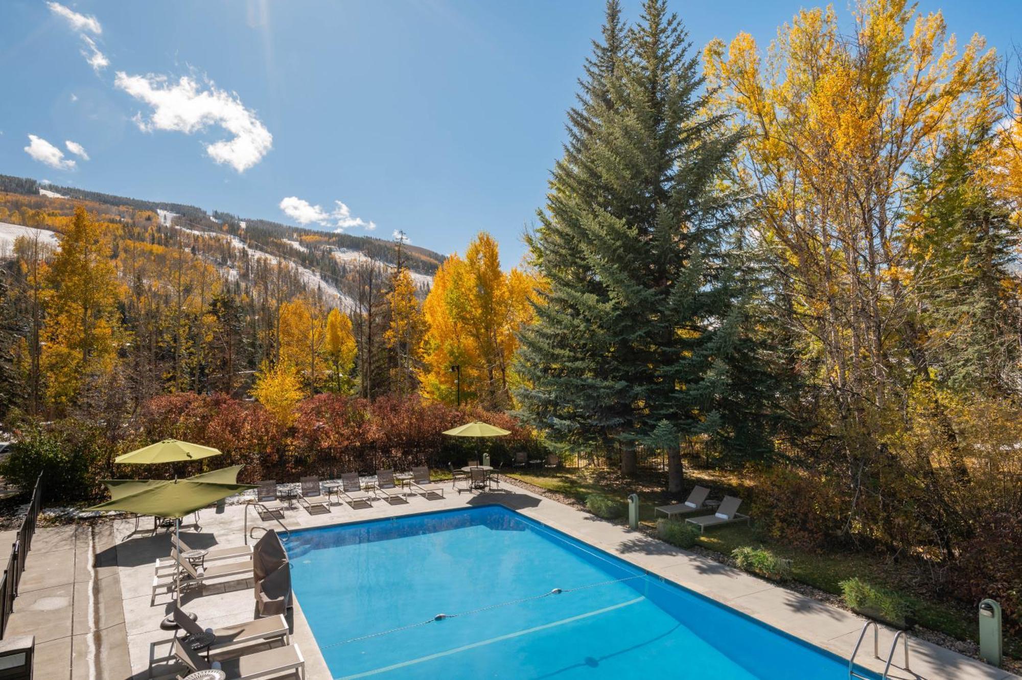 Evergreen Lodge At Vail Exterior photo